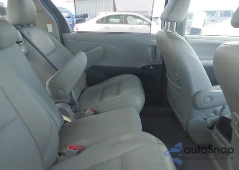 2017 Toyota Sienna Xle 8 Passenger из США, поврежденный, VIN 5TDYZ3DC9HS835523